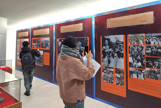 'Hà Nội-Điện Biên Phủ trên không': Báo chí dũng cảm xung trận ảnh 4