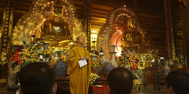 Trải nghiệm mới mẻ với tour tham quan chùa Bái Đính về đêm ảnh 1