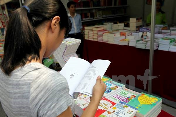 Gặp lại nhiều bộ tiểu thuyết lịch sử thú vị tại Hội sách mùa Thu ảnh 1