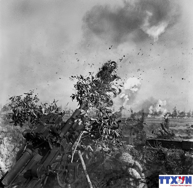 Những bức ảnh được "đổi" bằng máu của phóng viên chiến trường ảnh 5