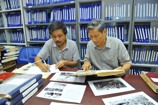 Những bức ảnh được "đổi" bằng máu của phóng viên chiến trường ảnh 2