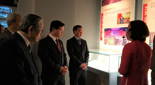 Nhìn lại 12 kỳ đại hội của Đảng Cộng sản Việt Nam ở Bảo tàng Lịch sử ảnh 1