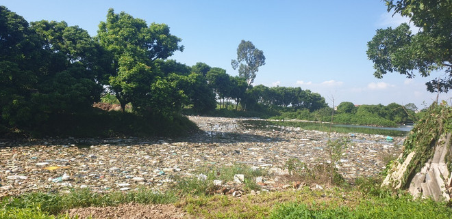 Chất vấn ở Quốc hội: 'Nóng' chuyện ô nhiễm môi trường, sạt lở đất ảnh 1