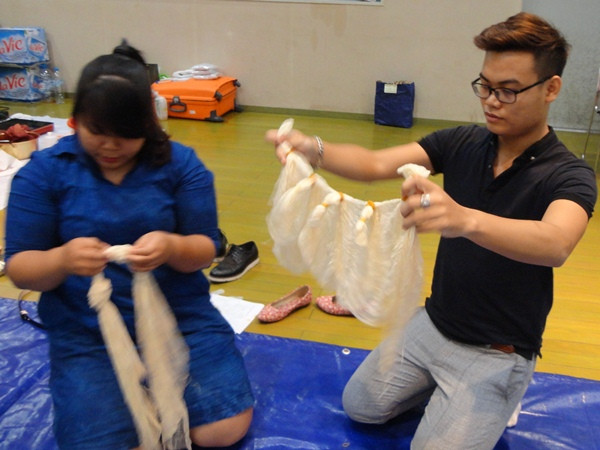 Thực hành phương pháp nhuộm màu kusaki-zome tại Hà Nội ảnh 7