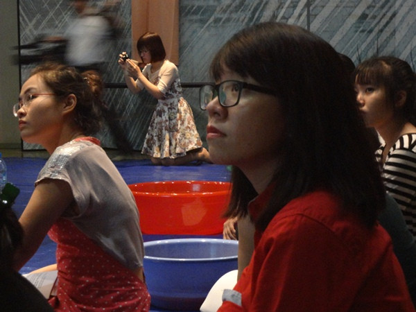 Thực hành phương pháp nhuộm màu kusaki-zome tại Hà Nội ảnh 4