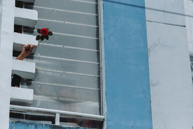 MC Quỳnh Hoa: Nhiều bệnh nhân COVID-19 xem ca nhạc qua khe cửa hẹp ảnh 3