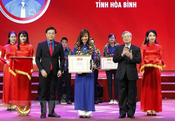 Trao giải Lý Tự Trọng năm 2021 cho 99 cá nhân tiêu biểu xuất sắc ảnh 1