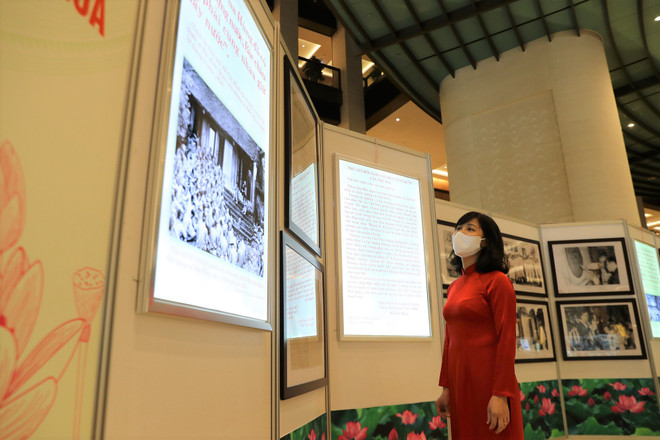 Nhìn lại quá trình 'Văn hóa soi đường cho quốc dân đi' qua tư liệu quý ảnh 1