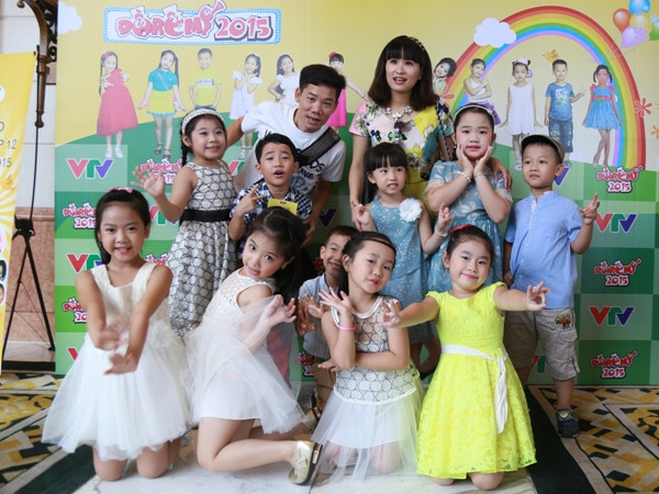 [Video] Xuân Bắc cùng top 12 Đồ Rê Mí 2015 khám phá rừng xanh ảnh 1