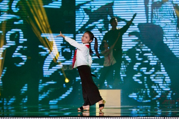 Thí sinh nhí khuấy động liveshow 3 Đồ Rê Mí bằng vũ đạo ảnh 4