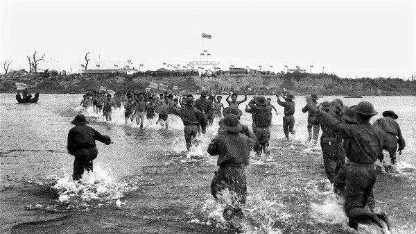 Ước vọng hòa bình, thống nhất đất nước ở cả hai chiến tuyến ảnh 1