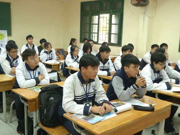 Bộ GD-ĐT khuyến khích trường THPT tổ chức lớp học theo môn lựa chọn ảnh 3