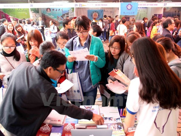 Diễn đàn tư vấn hành trang du học Pháp cho tân du học sinh ảnh 1