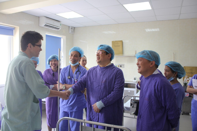 Sang Việt Nam thi Olympic Sinh học, hai thí sinh nước ngoài nhập viện ảnh 2