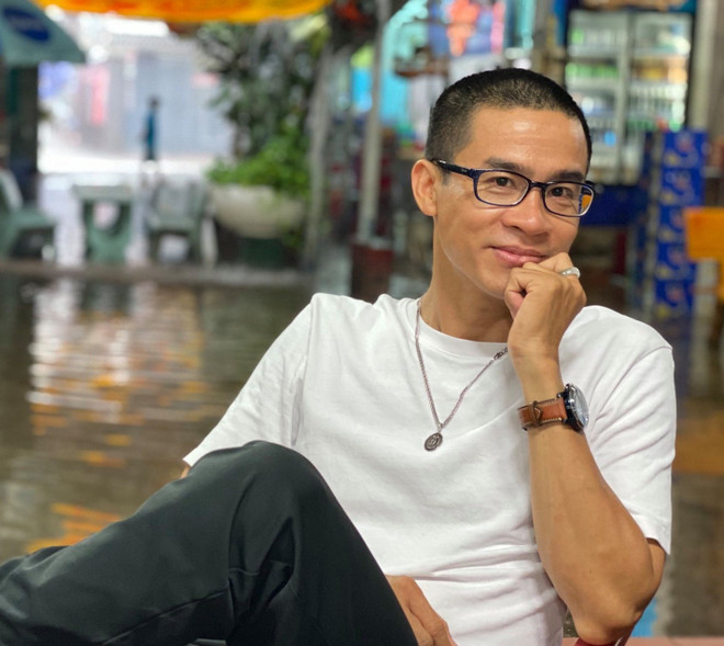 Phong Việt: Những nỗi niềm về tình yêu và cuộc sống trong tập thơ mới ảnh 1