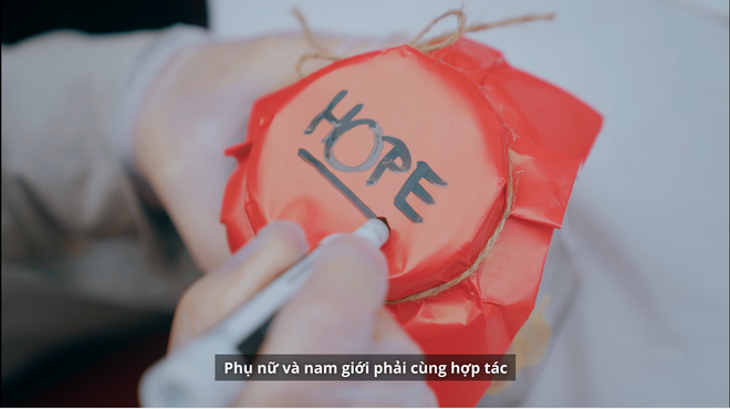 Đại sứ G4 tự làm bánh quy mừng Tết, gửi thông điệp về bình đẳng giới ảnh 2