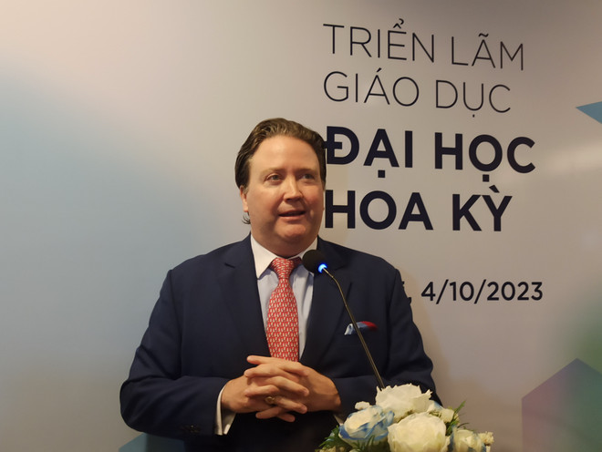 Hàng trăm học sinh, phụ huynh tham gia Triển lãm giáo dục Hoa Kỳ ảnh 2