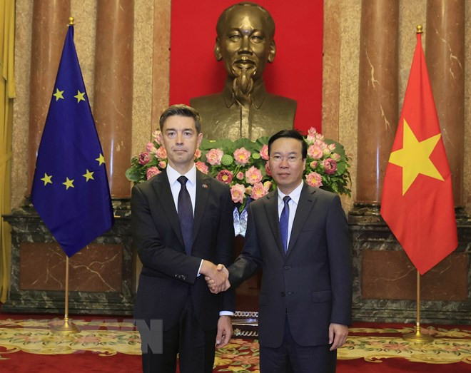 Đại sứ Julien Guerrier: Việt Nam-EU có những khát vọng chung ảnh 4
