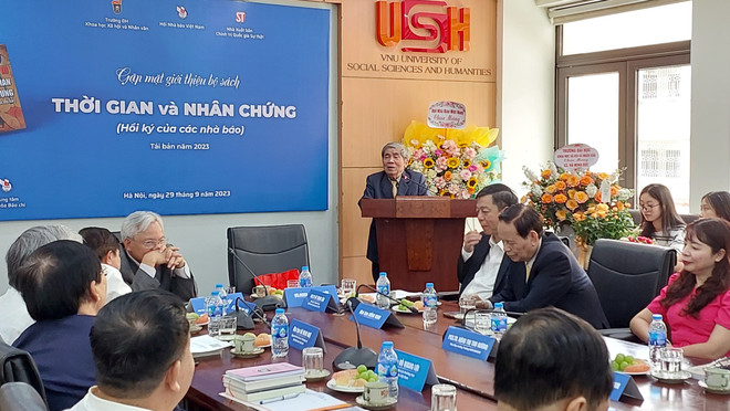 Bộ sách 'Thời gian và nhân chứng': Tôn vinh 43 nhà báo lão thành ảnh 1