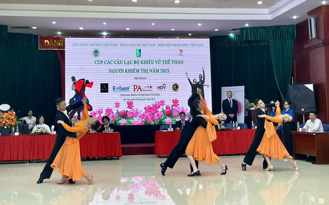 Bạn trẻ khiếm thị Lương Tuấn Cường và ước mơ làm cánh diều ngược gió ảnh 1