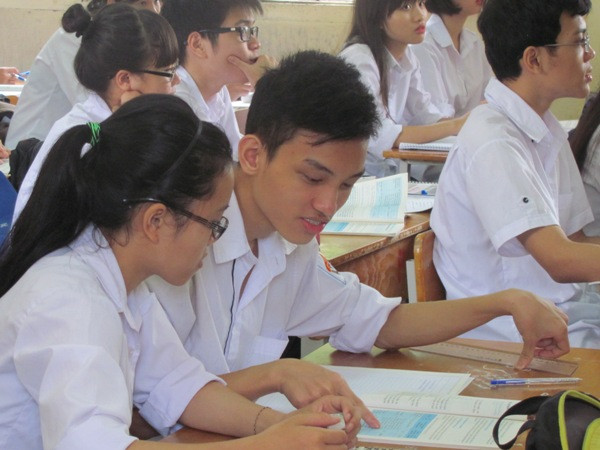 Hà Nội sẽ siết quản lý điểm bậc trung học cơ sở. (Ảnh: PM/Vietnam+) Hà Nội siết chặt quản lý điểm học bạ bậc trung học cơ sở ảnh 1