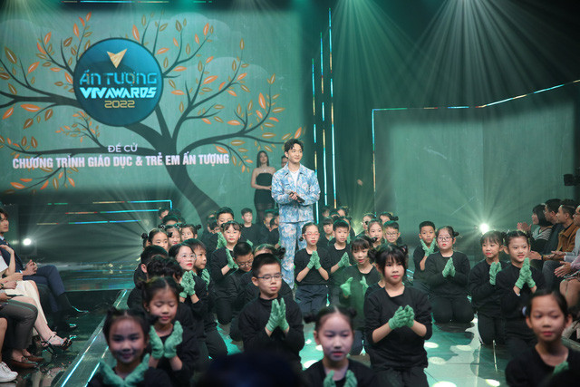 Giải thưởng VTV Awards 2022: 'Thương ngày nắng về' lập 'cú đúp' ảnh 2