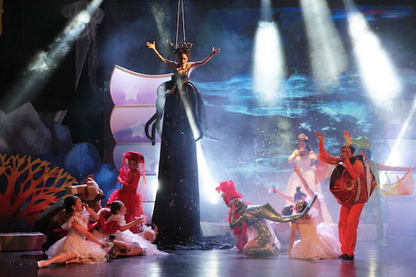 ‘Nàng tiên cá’ của Andersen tái xuất trên sân khấu Hà Nội ảnh 1