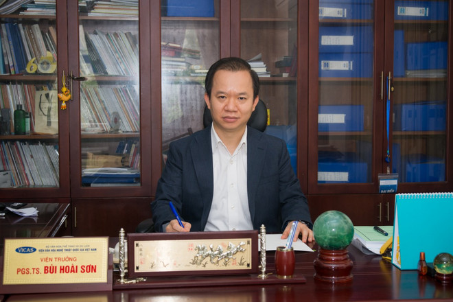Phó giáo sư, tiến sỹ Bùi Hoài Sơn, Viện trưởng Viện Văn hóa Nghệ thuật Quốc gia Việt Nam. (Ảnh: NVCC) Bài trừ mê tín dị đoan để hướng tới một đời sống tâm linh văn minh ảnh 1