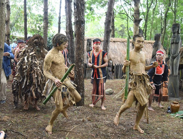 Lễ bỏ mả của người Gia Rai: Tôn vinh giá trị gia đình và cộng đồng ảnh 1