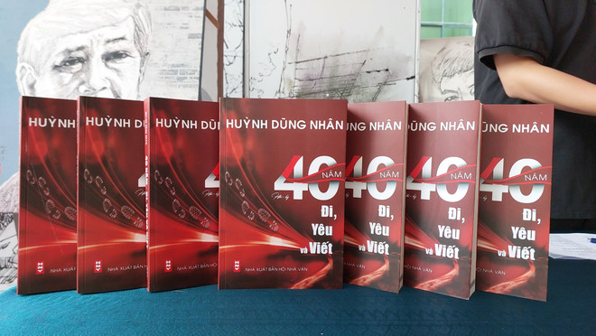 'Vua phóng sự' Huỳnh Dũng Nhân kể chuyện '40 năm-Đi, yêu và viết' ảnh 1