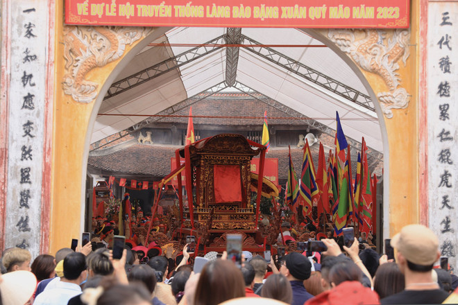 Hưng Yên: Người dân tưng bừng mở hội rước kiệu Đào Nương ảnh 2