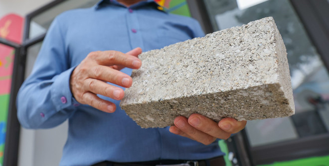 Gần 45 tấn vật liệu tái chế góp phần xây ngôi trường mầm non xinh đẹp ảnh 3