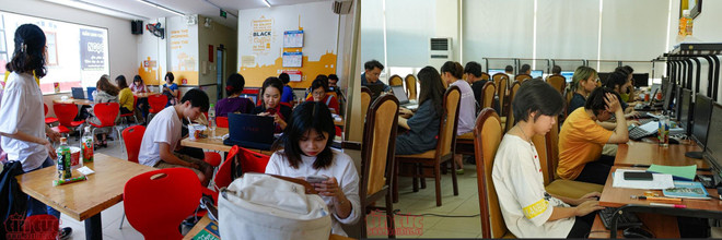 Hà Nội: Sinh viên ở trọ vật vã ôn thi trong ‘chảo lửa’ mùa Hè ảnh 2