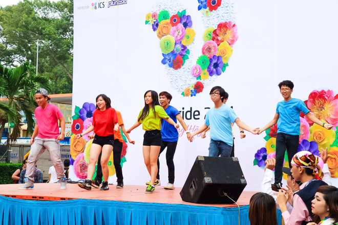 Khi gia đình là bệ đỡ cho người đồng tính được sống với chính mình ảnh 1