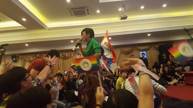 Khi gia đình là bệ đỡ cho người đồng tính được sống với chính mình ảnh 4