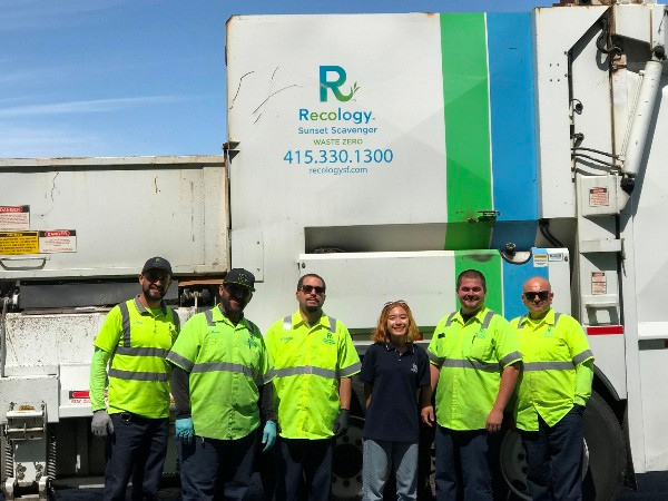 Nữ sinh lớp 11 được mời làm thực tập sinh tại Mỹ ảnh 1