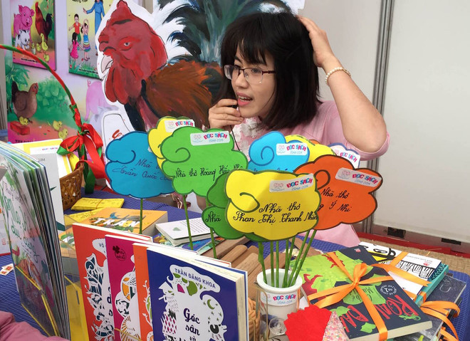 Ngày Thơ Việt Nam: Sức hút ở Con đường thi nhân và tiết mục hầu đồng ảnh 3