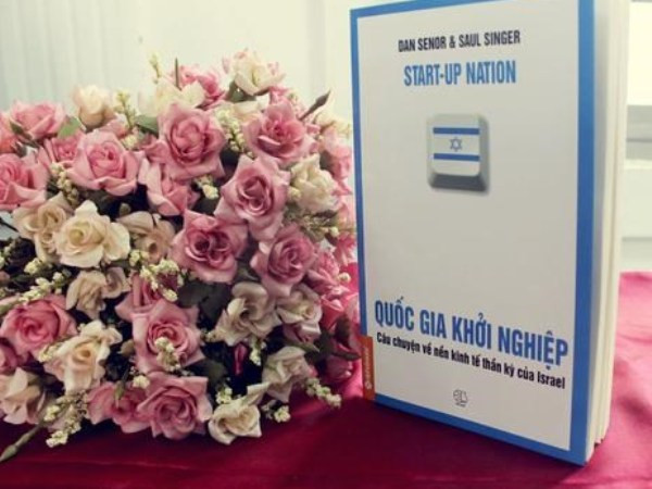 Sáng tác của Nguyễn Ngọc Thạch tiếp tục “gây sốt” khi mới ra mắt ảnh 4