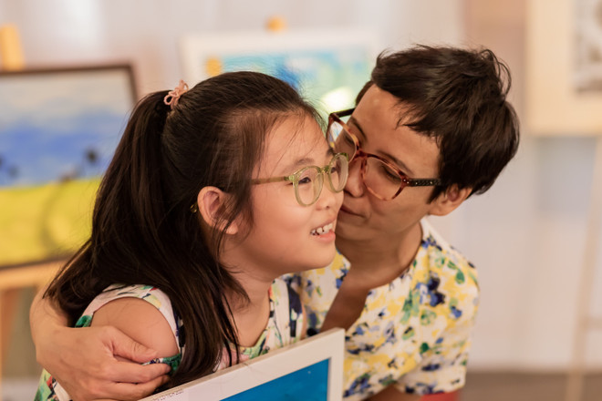 ‘Vẽ lên cổ tích’: Các họa sỹ nhí gây quỹ ủng hộ bệnh nhân khó khăn ảnh 1