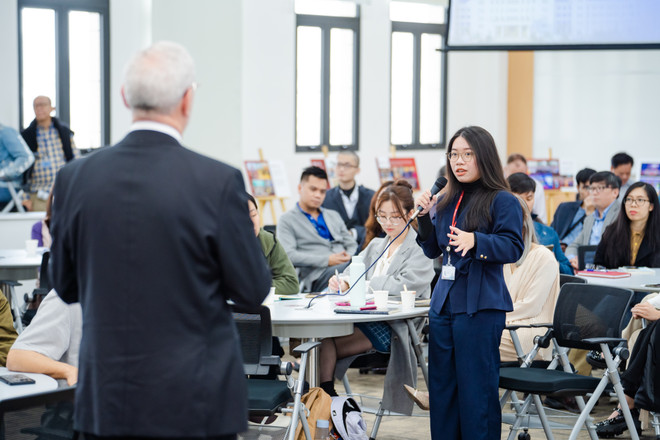 Hiệu trưởng ĐH Cornell: Đại học phải mang đến lợi ích cho cộng đồng ảnh 2