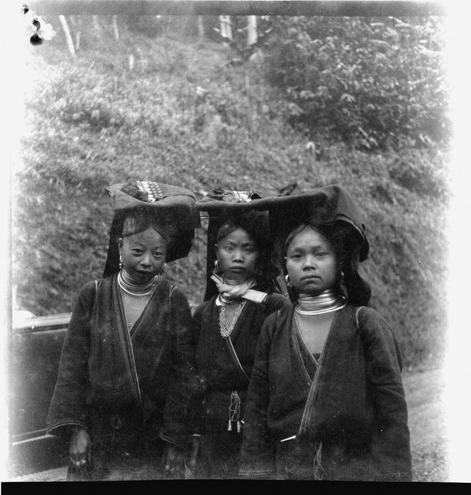 Phụ nữ người Mông. Ảnh: Sofia Yablonska Dân tộc Mông.jpg