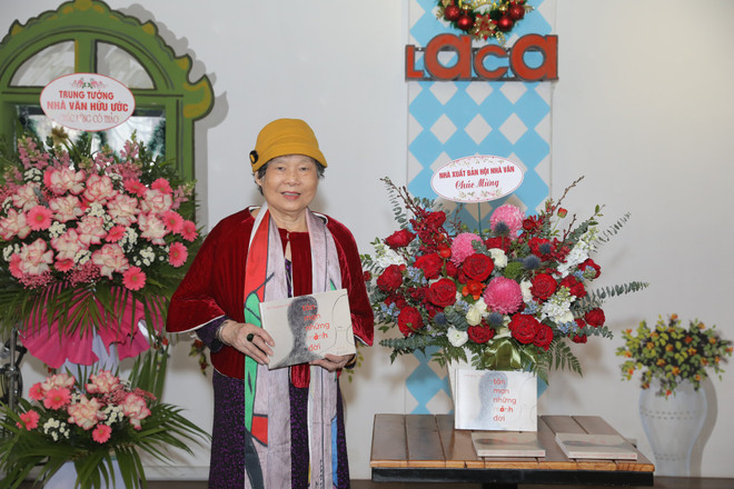 Nữ quay phim duy nhất của Việt Nam ra mắt sách ở dạng truyện phim ảnh 1