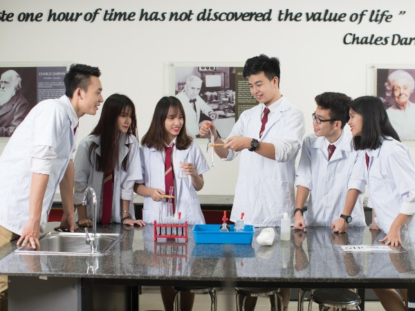 Đến 2020, 30% học sinh tốt nghiệp lớp 9 sẽ học nghề? ảnh 1