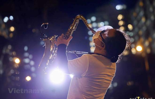 Giải thưởng Mai Vàng vinh danh Quyền Linh là nghệ sỹ vì cộng đồng ảnh 1