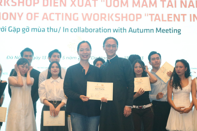 Đạo diễn Hoàng Điệp, MC Phí Linh 'tốt nghiệp' lớp diễn xuất tại DANAFF ảnh 2