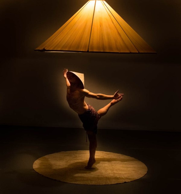 Câu chuyện Trời tròn, Đất vuông qua ngôn ngữ múa đương đại ảnh 1