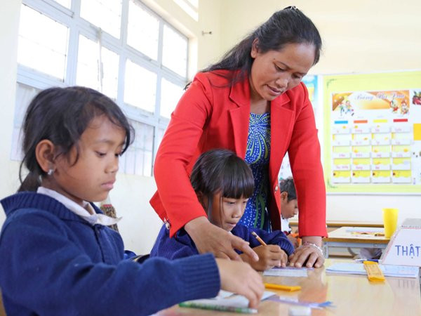 Năm học 2017-2018: Thách thức với việc giải những bài toán cũ ảnh 2