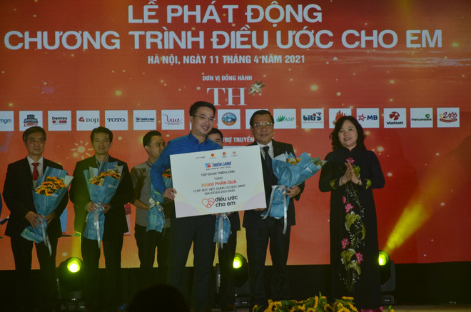 Phát động chương trình “Điều ước cho em” vì học sinh vùng khó ảnh 3