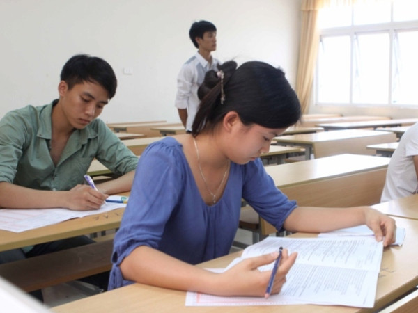 Môn ngoại ngữ: Miễn thi tốt nghiệp nhưng không xét thẳng vào đại học ảnh 2