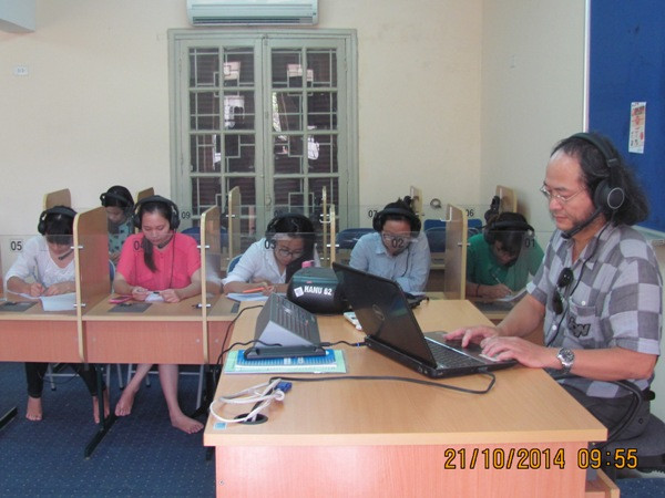 Môn ngoại ngữ: Miễn thi tốt nghiệp nhưng không xét thẳng vào đại học ảnh 1